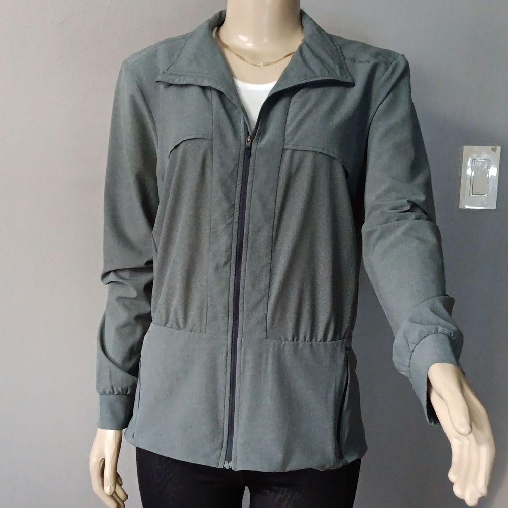 Womens Brooks Run Happy Jacket w/pockets/reflector